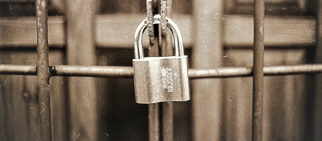 Πάρος - Νάουσα: Επιχειρηματίες αποφάσισαν...λουκέτο σε όλα τα μπαρ - Ο λόγος που διαμαρτύρονται